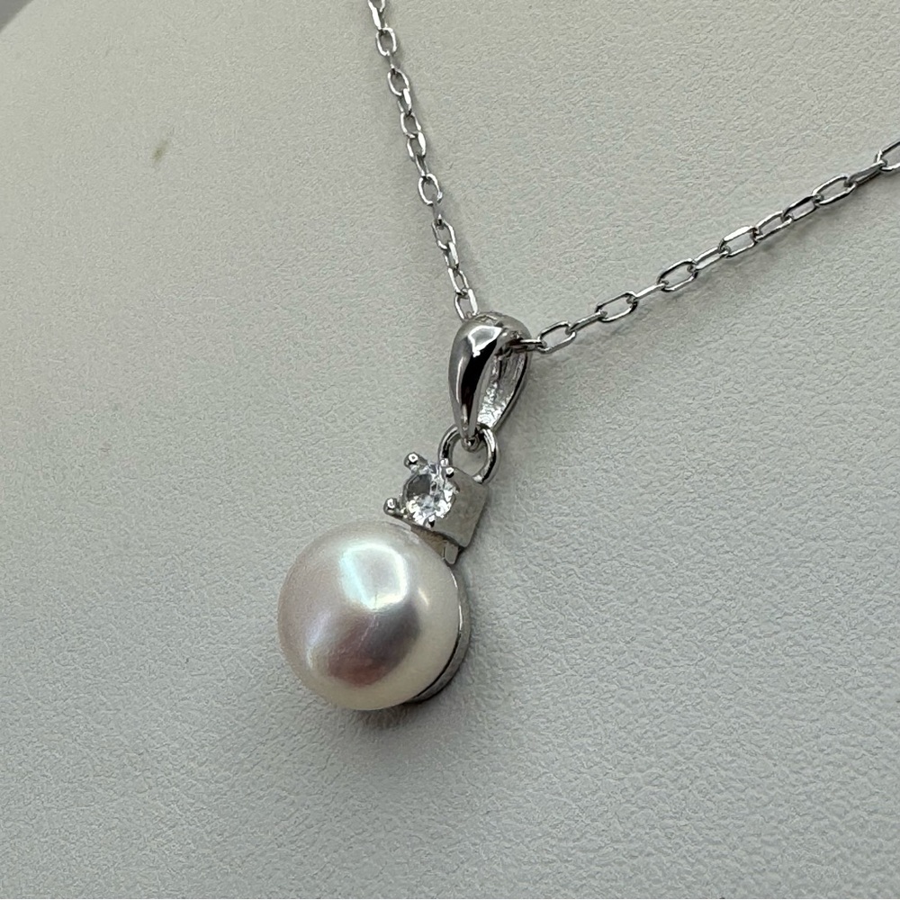 925 Sterling Silver Freshwater Pearl Cubic Zirconia Pendant Necklace 18” New